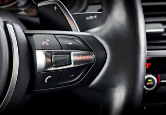 Подержанный автомобиль BMW X4 2017 года (30 фото)