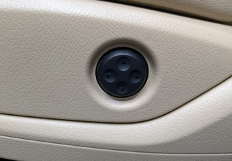 Подержанный автомобиль Mercedes-Benz GLE 2016 года (30 фото)