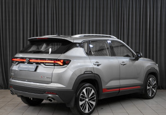 Подержанный автомобиль Changan CS35PLUS 2023 года (4 фото)
