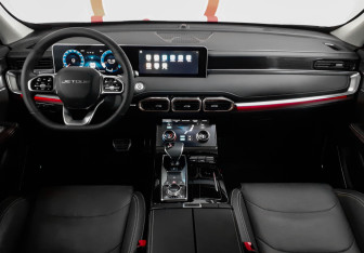 Подержанный автомобиль Jetour X70 2024 года (8 фото)
