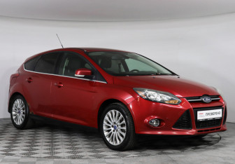 Подержанный автомобиль Ford Focus Hatchback 2011 года (5 фото)