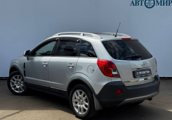 Подержанный автомобиль Opel Antara 2012 года (6 фото)