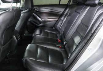 Подержанный автомобиль Mazda 6 Sedan 2016 года (11 фото)