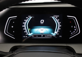 Подержанный автомобиль Changan Hunter Plus 2024 года (10 фото)