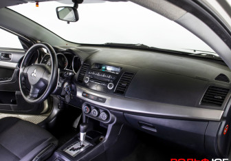 Подержанный автомобиль Mitsubishi Lancer Sedan 2008 года (9 фото)