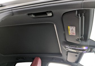 Подержанный автомобиль Porsche Cayenne 2019 года (26 фото)