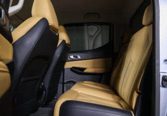 Подержанный автомобиль Changan Hunter Plus 2023 года (12 фото)