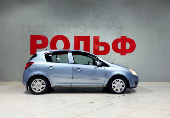 Подержанный автомобиль Opel Corsa 2006 года (3 фото)