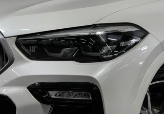Подержанный автомобиль BMW X6 2020 года (8 фото)