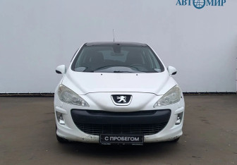 Подержанный автомобиль Peugeot 308 Hatchback 2010 года (2 фото)