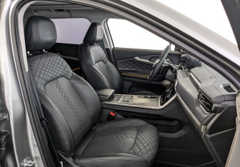 Подержанный автомобиль Exeed TXL 2023 года (30 фото)