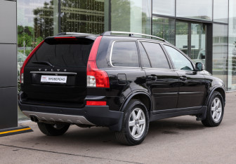 Подержанный автомобиль Volvo XC90 2011 года (5 фото)