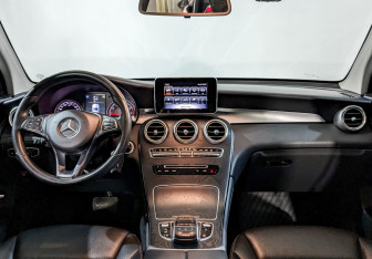 Подержанный автомобиль Mercedes-Benz GLC Coupe 2017 года (14 фото)
