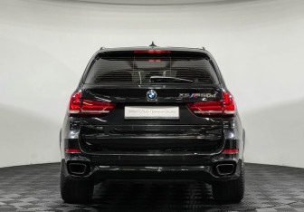 Подержанный автомобиль BMW X5 2014 года (4 фото)