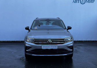 Подержанный автомобиль Volkswagen Tiguan 2021 года (2 фото)