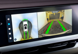 Подержанный автомобиль Geely Monjaro 2023 года (30 фото)