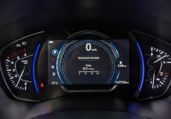 Подержанный автомобиль Hyundai Santa Fe 2019 года (15 фото)