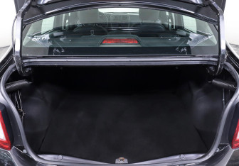 Подержанный автомобиль Renault Logan Sedan 2018 года (16 фото)