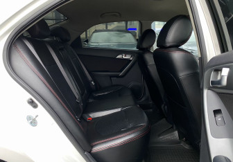 Подержанный автомобиль Kia Cerato Sedan 2012 года (19 фото)