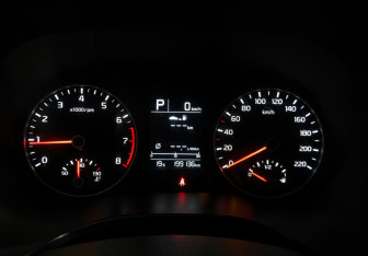 Подержанный автомобиль Kia Rio Hatchback 2021 года (15 фото)