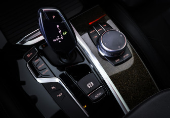 Подержанный автомобиль BMW X3 2019 года (19 фото)