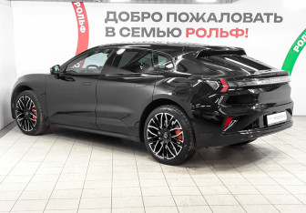 Подержанный автомобиль Zeekr 001 2024 года (6 фото)