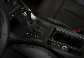 Подержанный автомобиль Audi Q3 2024 года (18 фото)