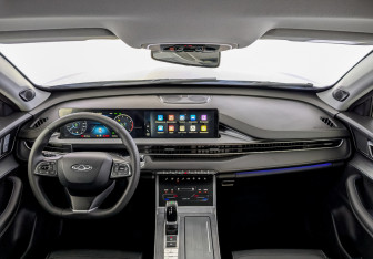 Подержанный автомобиль Chery Tiggo 7 Pro 2023 года (14 фото)