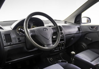 Подержанный автомобиль Hyundai Getz 2007 года (10 фото)