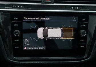Подержанный автомобиль Volkswagen Tiguan 2017 года (20 фото)