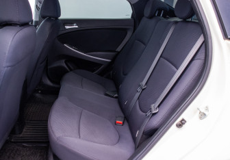 Подержанный автомобиль Hyundai Solaris Sedan 2015 года (11 фото)