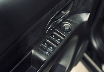 Подержанный автомобиль Chevrolet Cruze Sedan 2013 года (14 фото)