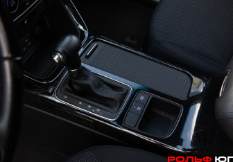 Подержанный автомобиль Kia Sorento 2019 года (16 фото)