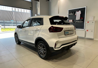 Подержанный автомобиль LIVAN X3Pro 2023 года (6 фото)