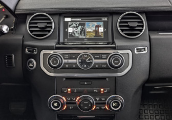 Подержанный автомобиль Land Rover Discovery 2015 года (17 фото)