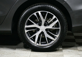 Подержанный автомобиль Geely Emgrand 2023 года (7 фото)