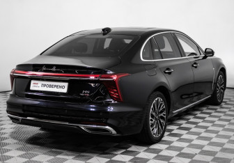 Подержанный автомобиль Hongqi H5 2023 года (5 фото)