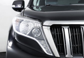 Подержанный автомобиль Toyota Land Cruiser Prado 2014 года (25 фото)