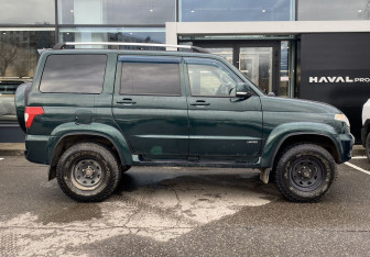 Подержанный автомобиль УАЗ Patriot 2016 года (4 фото)