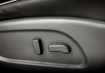 Подержанный автомобиль Infiniti QX60 2017 года (25 фото)