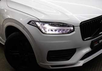 Подержанный автомобиль Volvo XC90 2019 года (21 фото)