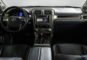 Подержанный автомобиль Lexus GX 2018 года (12 фото)