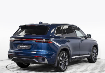 Подержанный автомобиль Geely Monjaro 2023 года (5 фото)