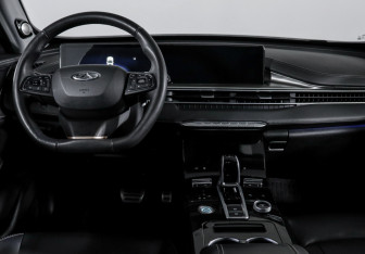 Подержанный автомобиль Chery Tiggo 8 Pro Max 2023 года (12 фото)