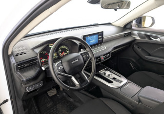 Подержанный автомобиль Haval Jolion 2024 года (16 фото)