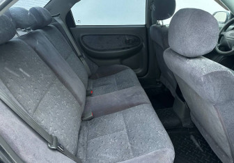 Подержанный автомобиль Kia Spectra Sedan 2007 года (14 фото)