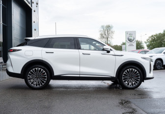 Новый Exeed RX 2025 (4 фото)