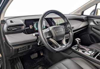 Подержанный автомобиль BAIC U5 Plus 2023 года (16 фото)