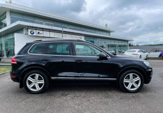 Подержанный автомобиль Volkswagen Touareg 2013 года (4 фото)