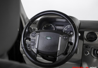 Подержанный автомобиль Land Rover Discovery 2012 года (13 фото)